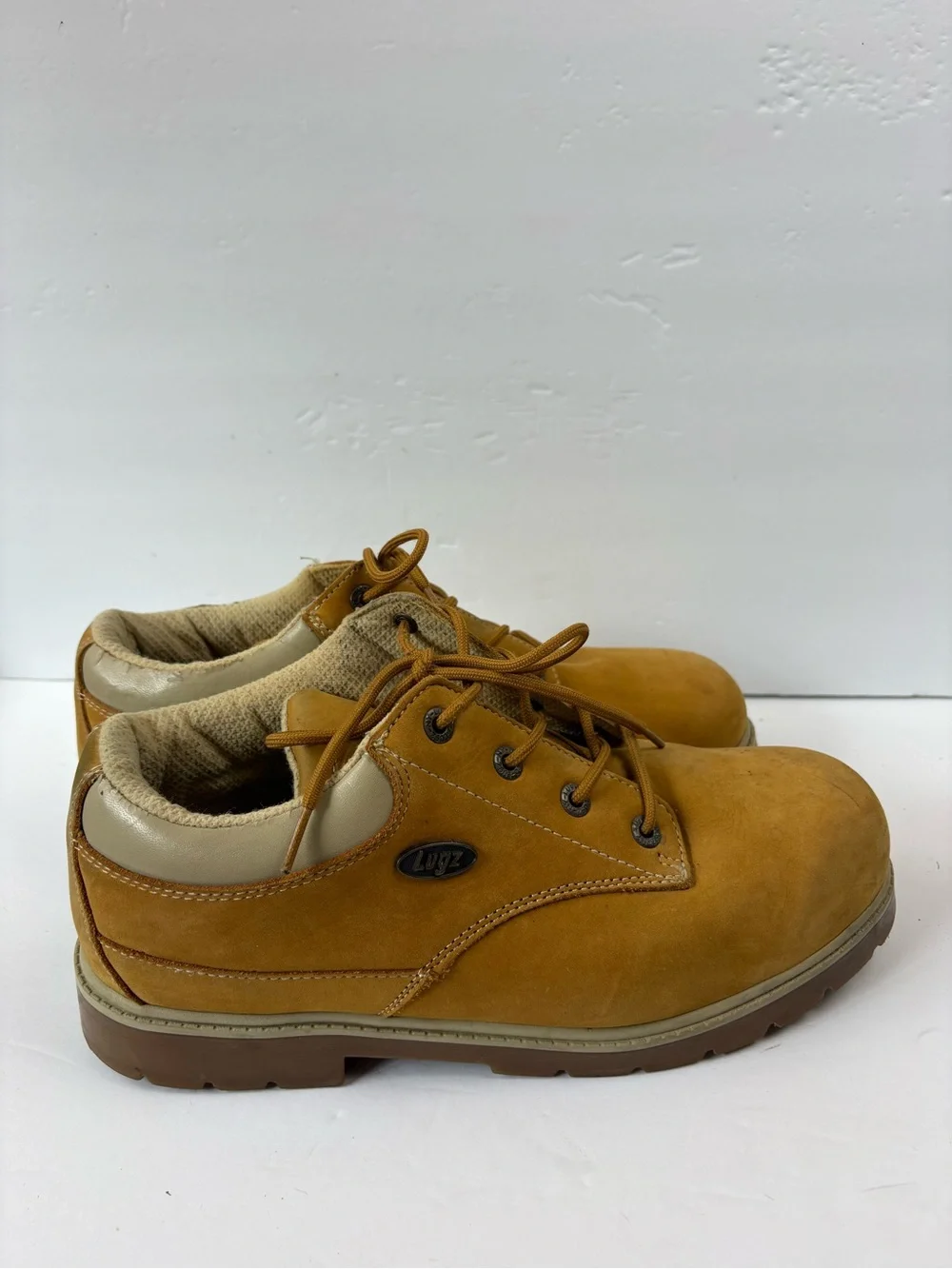 Lugz looking outfit style